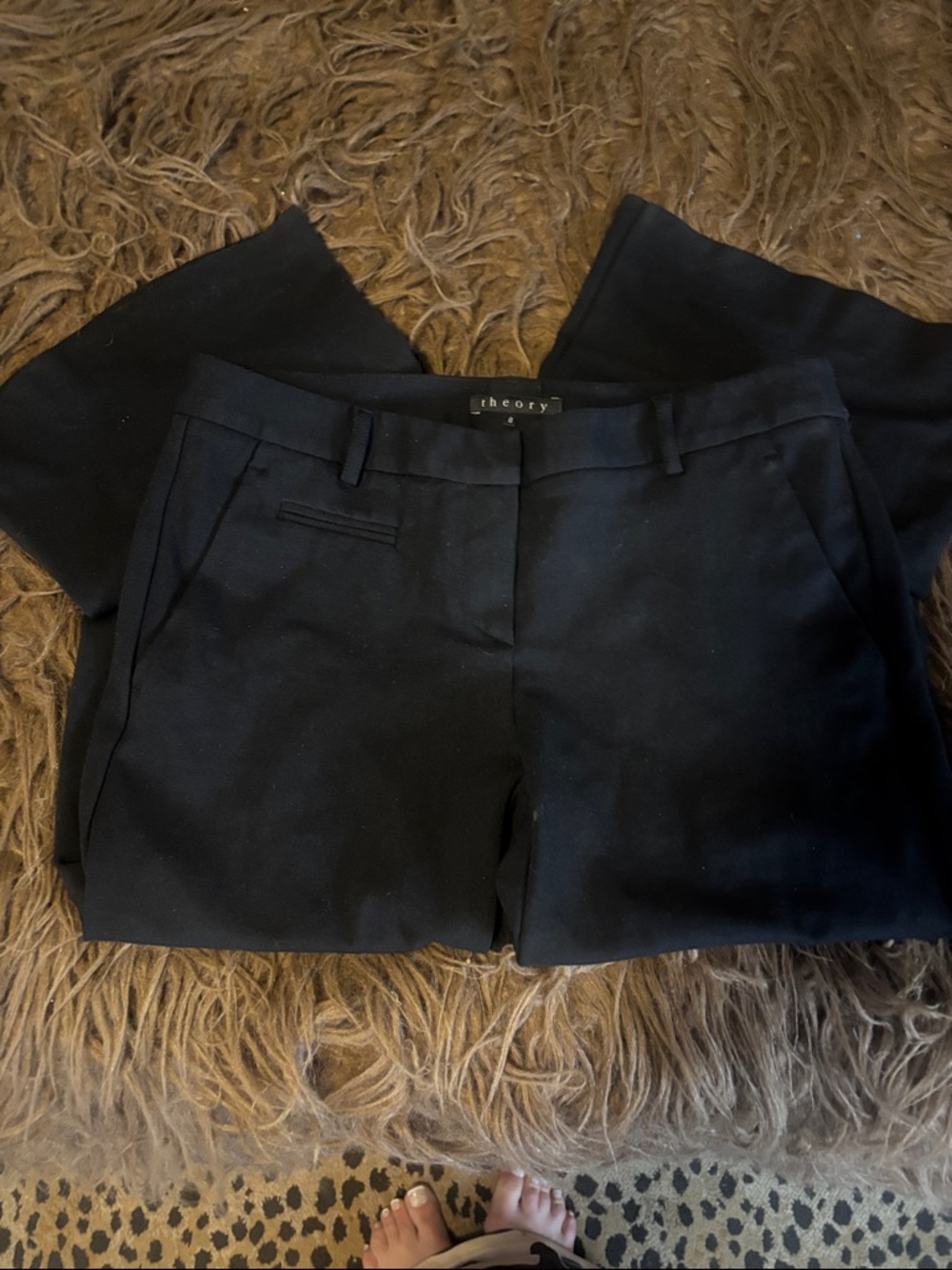 Theory Women’s  Black Extra Wide-Leg Dress Pants. Size 8.
